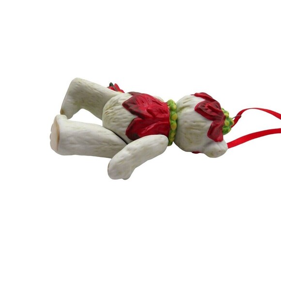 2002 Gift Bearers #4 Hallmark Keepsake Christmas Ornament - Picture 4 of 7